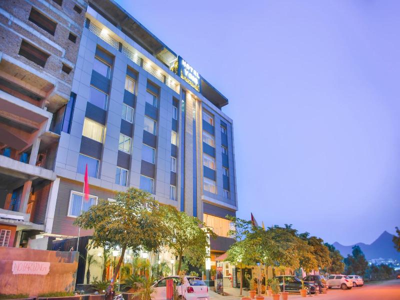 Hotel Yois image