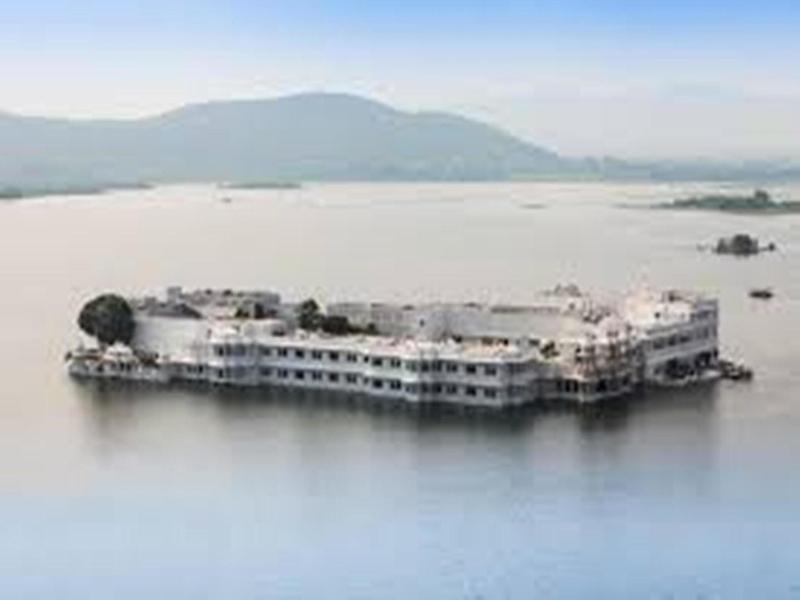 Hotel Yois image