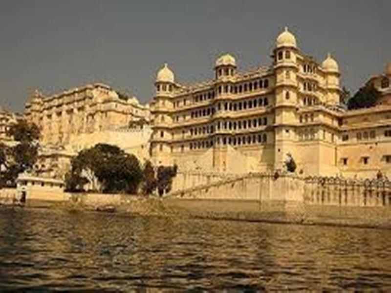 Hotel Yois image