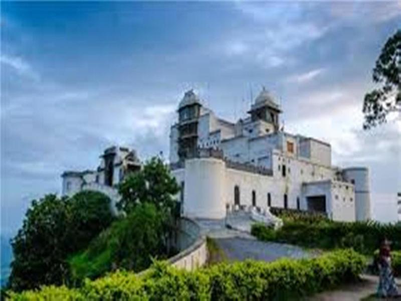 Hotel Yois image