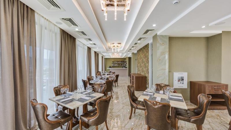 Lisi Hills Hotel image