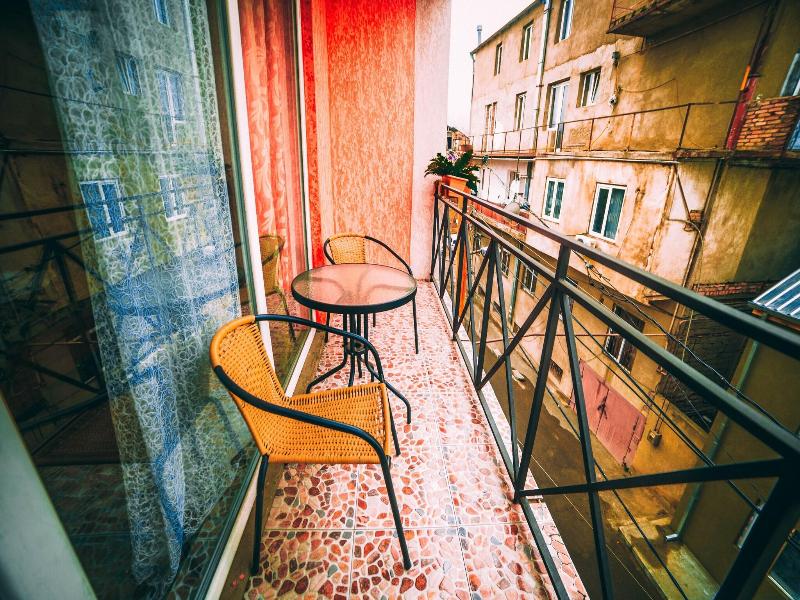 Qeroli Hotel image