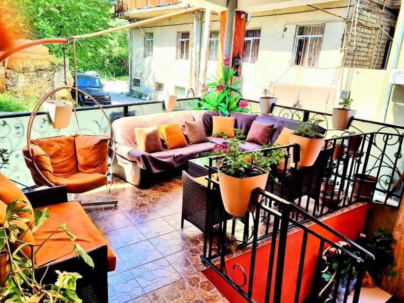 Qeroli Hotel image