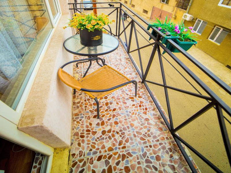 Qeroli Hotel image