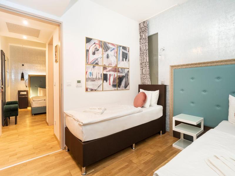 Hotel Memories Budapest image