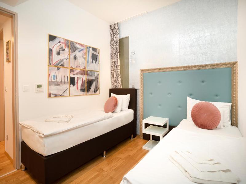 Hotel Memories Budapest image