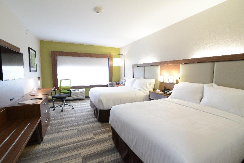 Holiday Inn Express Chicago North Shore Niles photo 13