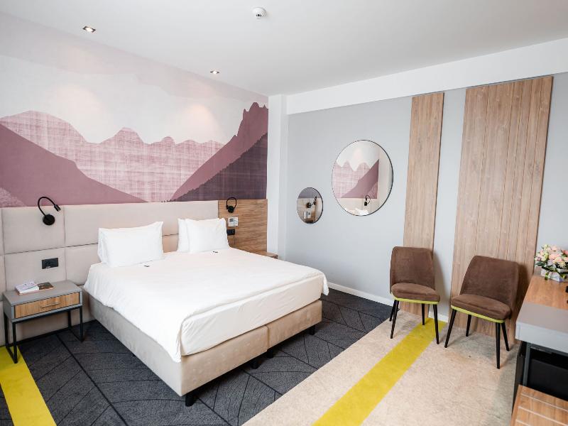 Mandachi Hotel & Spa image