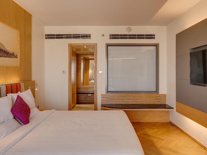 Novotel Vijayawada Varun image