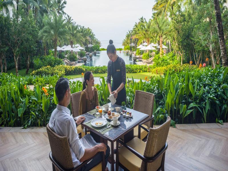 InterContinental Phu Quoc Long Beach Resort image