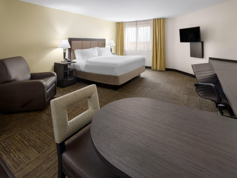 Candlewood Suites Chester image