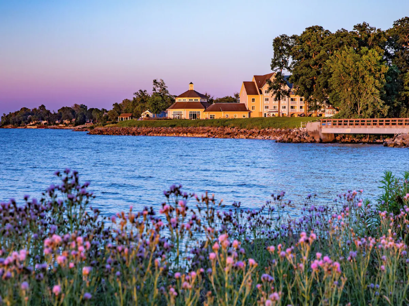The Lodge At Geneva On The Lake image