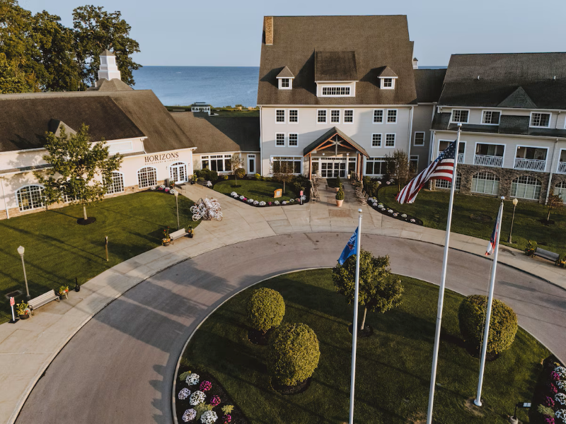 The Lodge At Geneva On The Lake image
