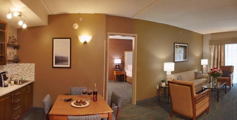 The Lodge At Geneva On The Lake image