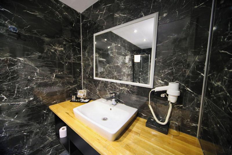 Sapanca Alfa Suites and Spa image
