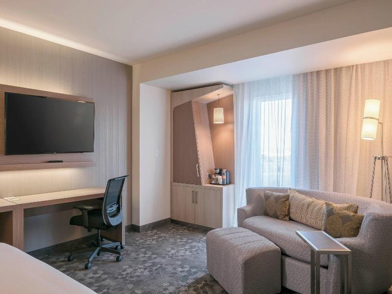 Courtyard By Marriot Ciudad Juarez image