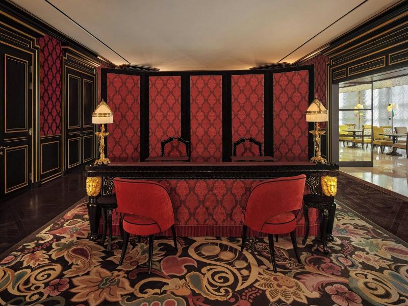 L'Escape Hotel image
