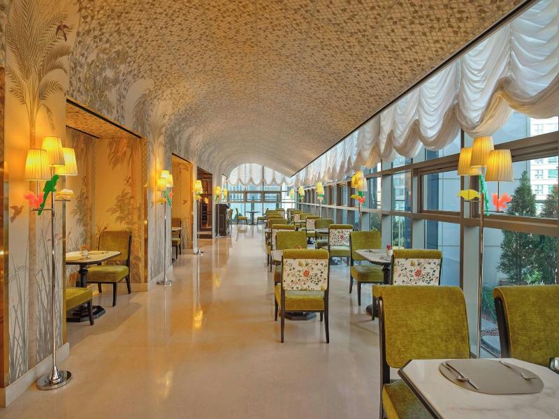 L'Escape Hotel image