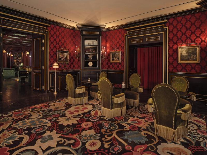 L'Escape Hotel image