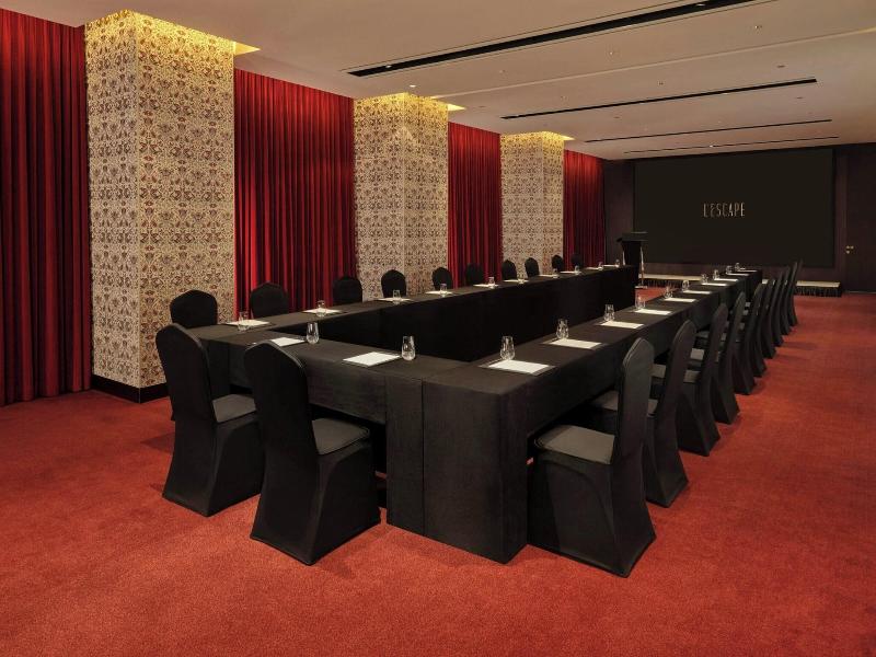 L'Escape Hotel image