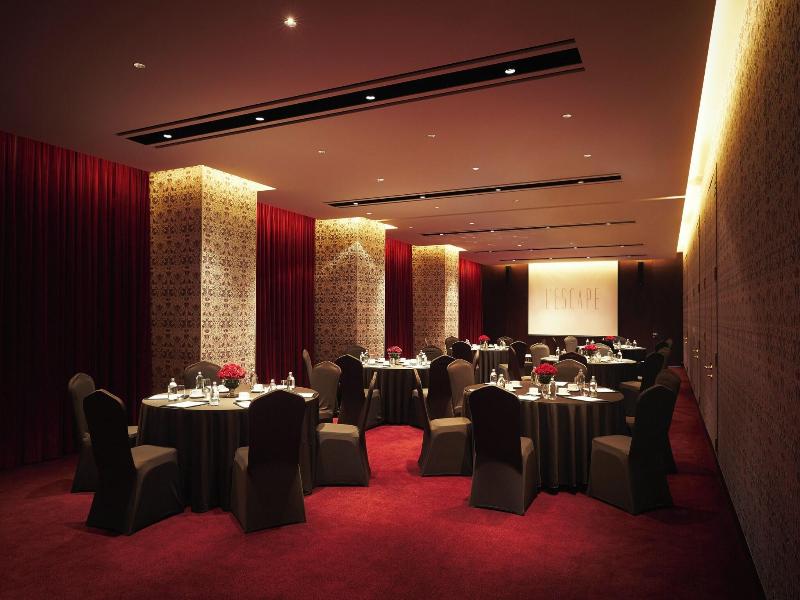 L'Escape Hotel image
