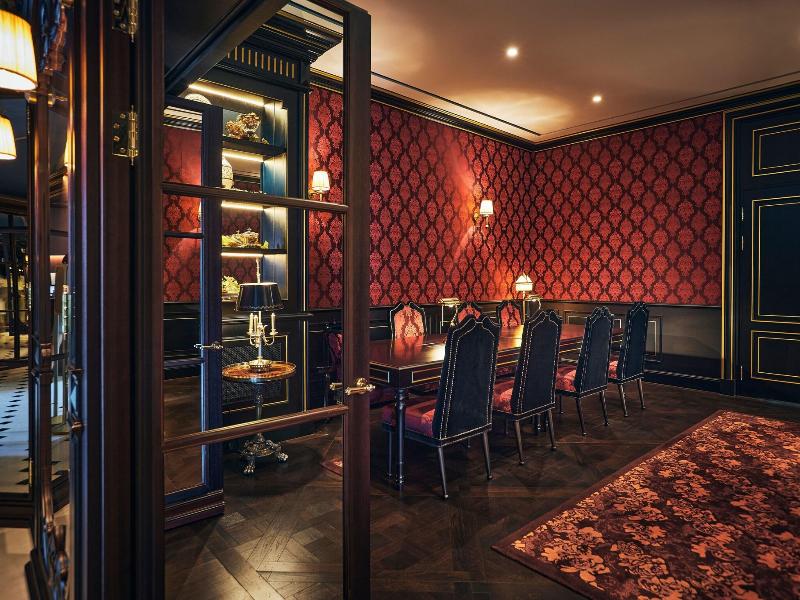 L'Escape Hotel image