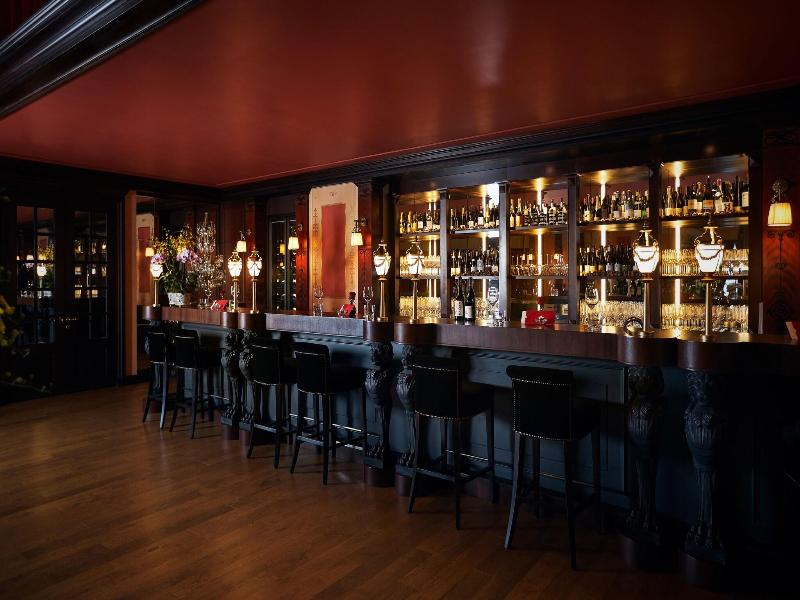L'Escape Hotel image