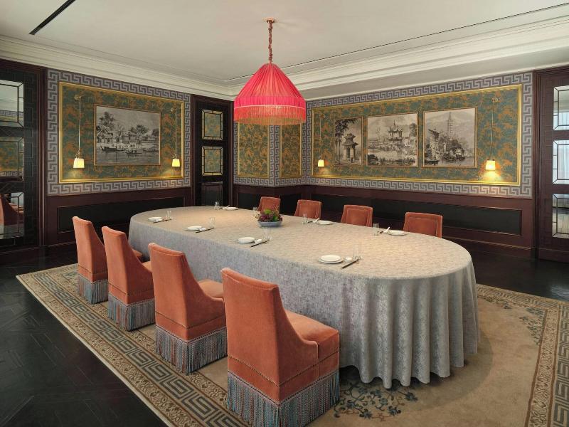 L'Escape Hotel image