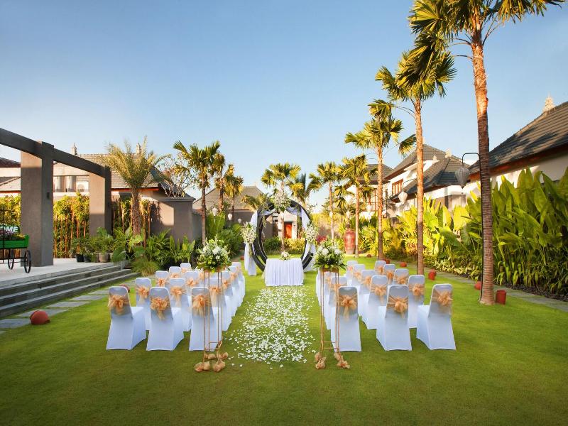 S18 Villas image