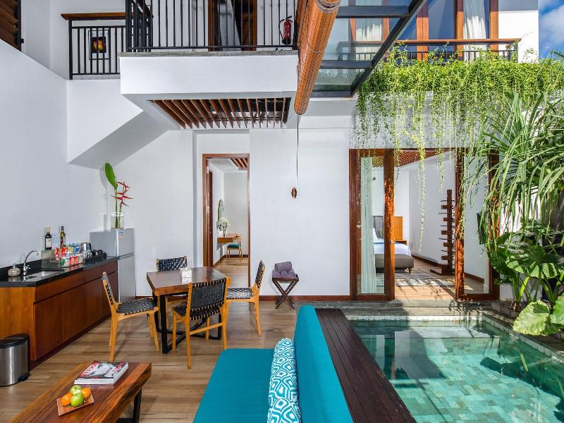 S18 Villas image