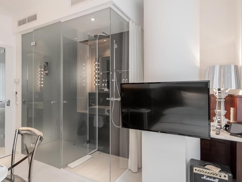 Ruby Coco Hotel Dusseldorf by IHG image