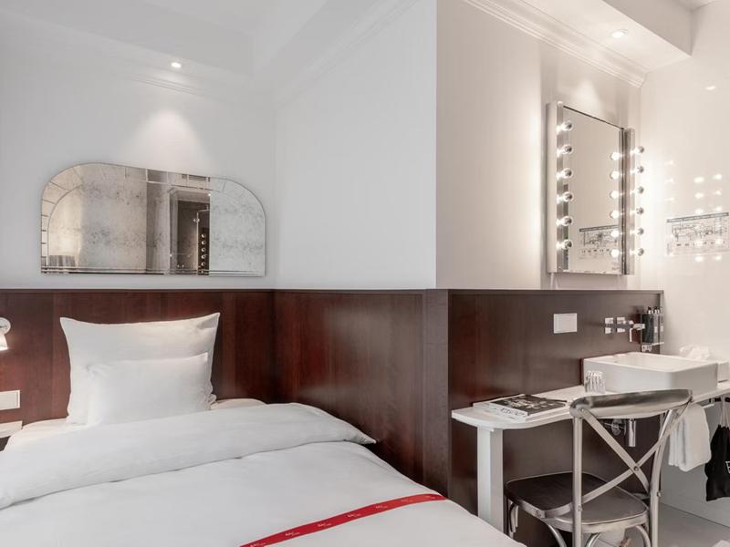 Ruby Coco Hotel Dusseldorf by IHG image