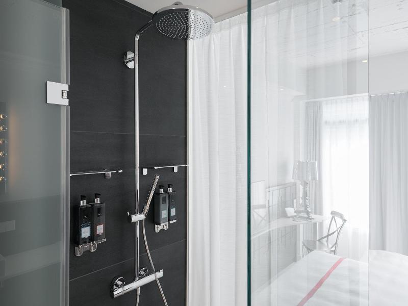 Ruby Coco Hotel Dusseldorf by IHG image