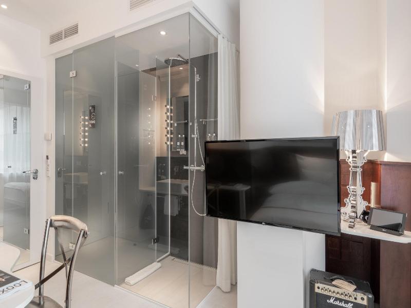 Ruby Coco Hotel Dusseldorf by IHG image