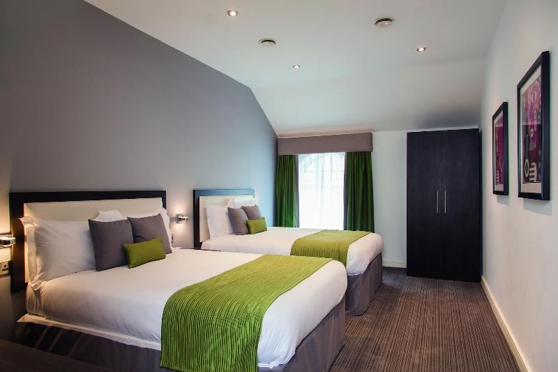 Epic Aparthotel on Seel Street image