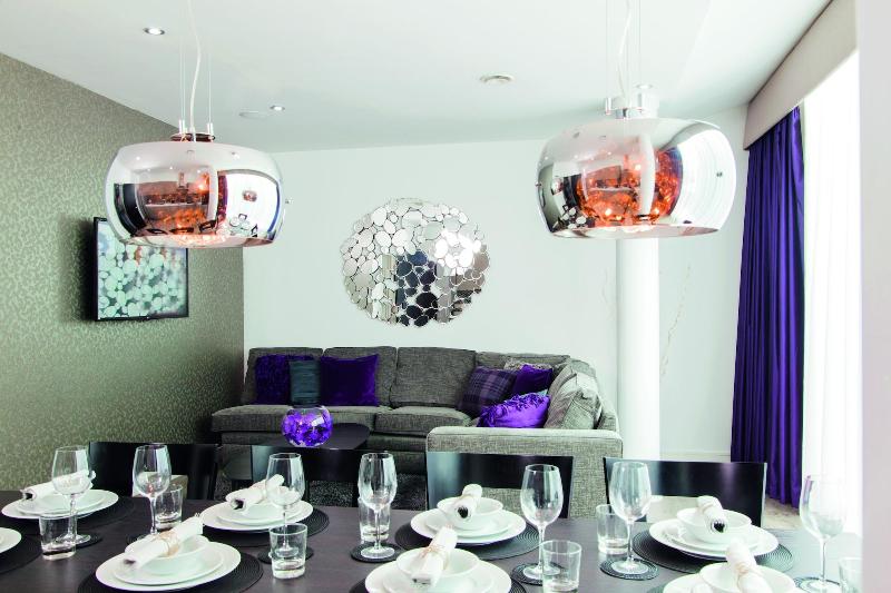 Epic Aparthotel on Seel Street image