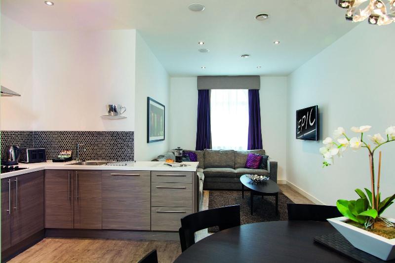 Epic Aparthotel on Seel Street image