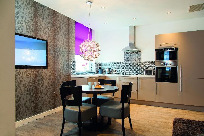 Epic Aparthotel on Seel Street image