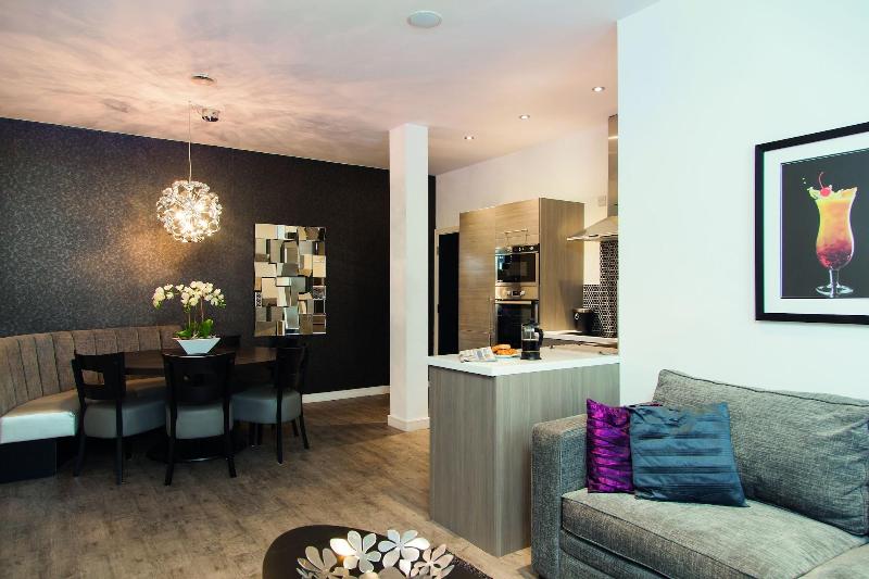 Epic Aparthotel on Seel Street image
