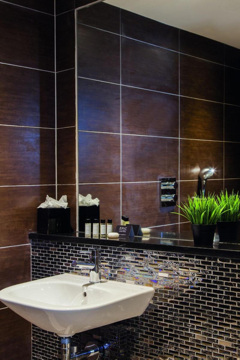 Epic Aparthotel on Seel Street image
