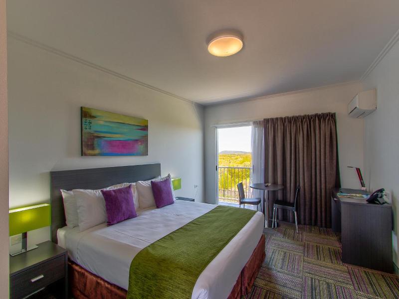Mackay Oceanside Central Hotel image