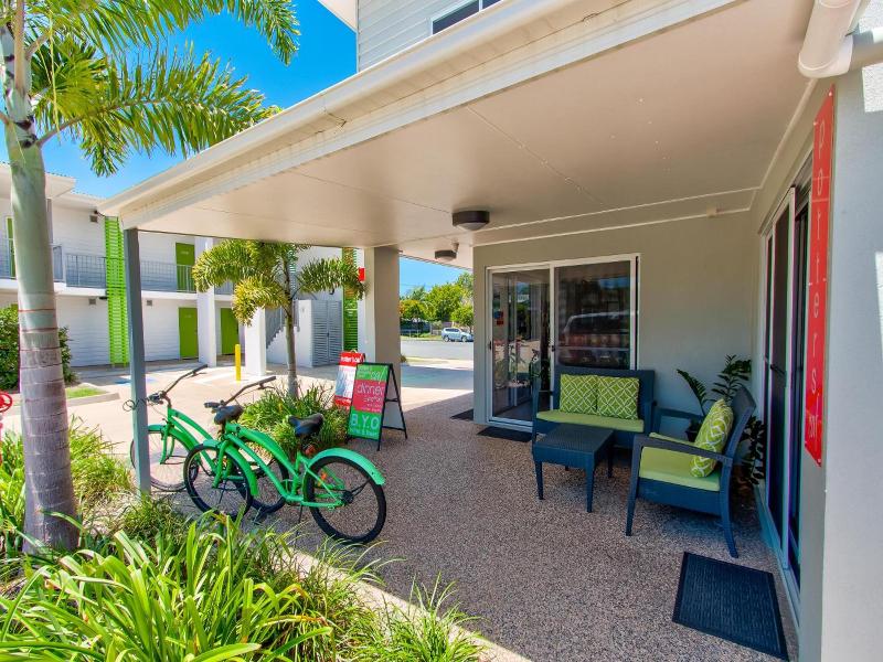 Mackay Oceanside Central Hotel image
