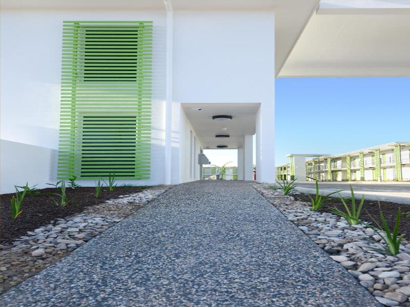 Mackay Oceanside Central Hotel image