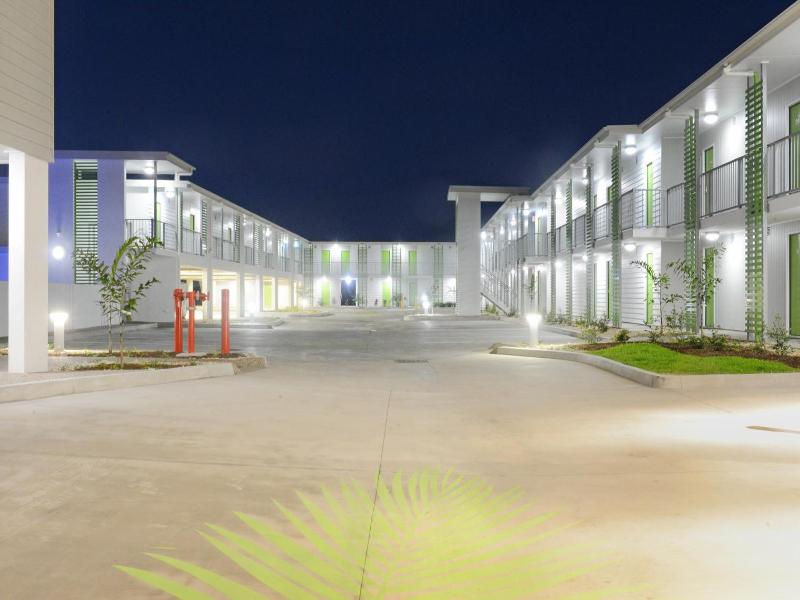 Mackay Oceanside Central Hotel image