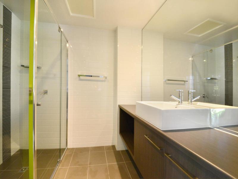 Mackay Oceanside Central Hotel image