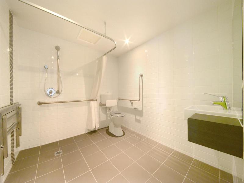 Mackay Oceanside Central Hotel image