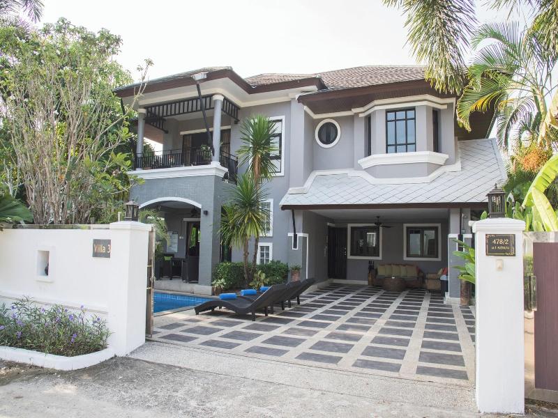 Baan Santhiya Private Pool Villa image