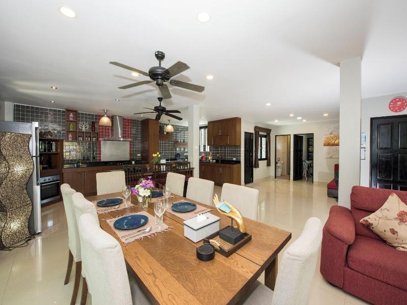 Baan Santhiya Private Pool Villa image
