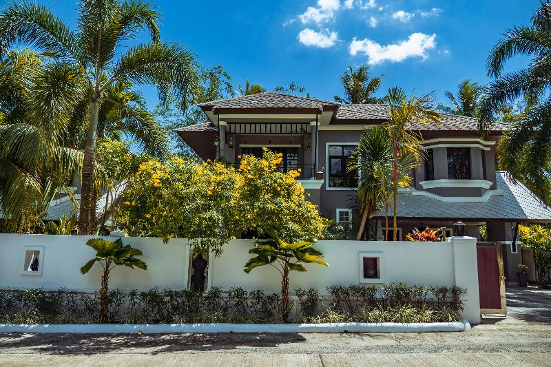 Baan Santhiya Private Pool Villa image
