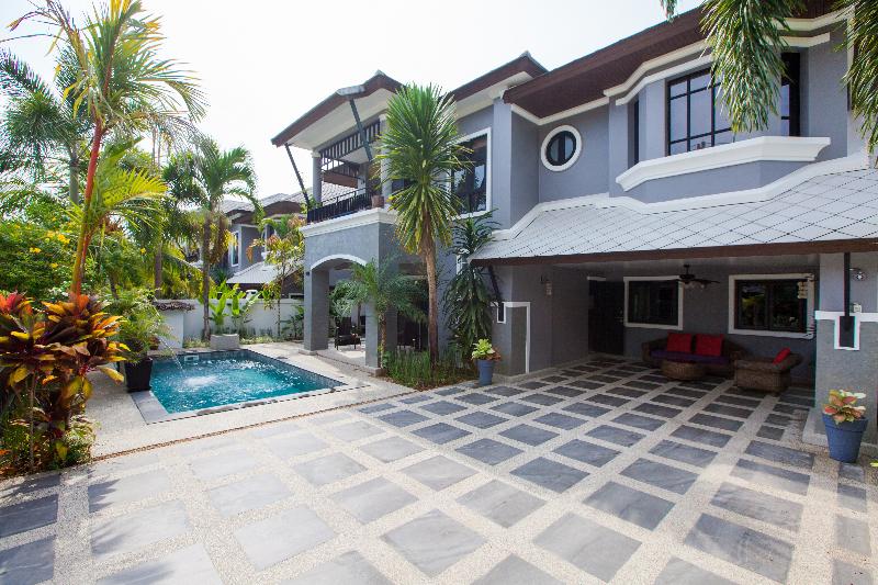 Baan Santhiya Private Pool Villa image